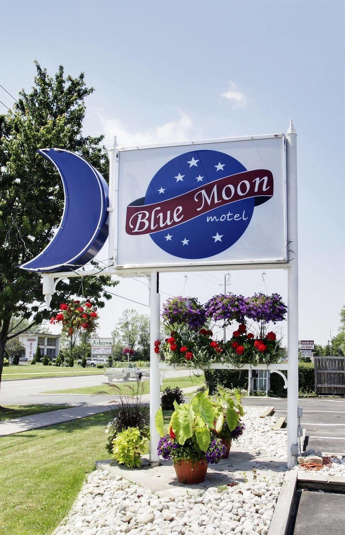 Blue Moon Motel Niagarawatervallen Buitenkant foto